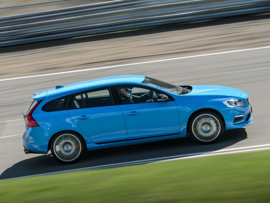  Volvo V60 Polestar 2014 года  (фото 17 из 30)